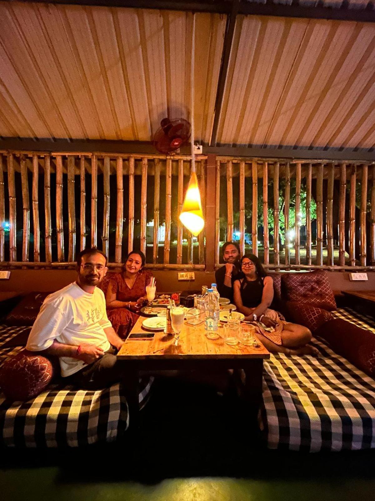Hampi Village Resort & Tutti Cafe Exterior foto